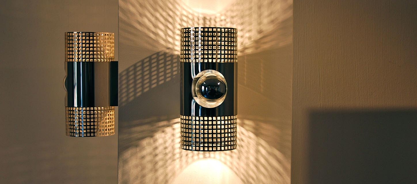 PAIR OF WALL LAMPS