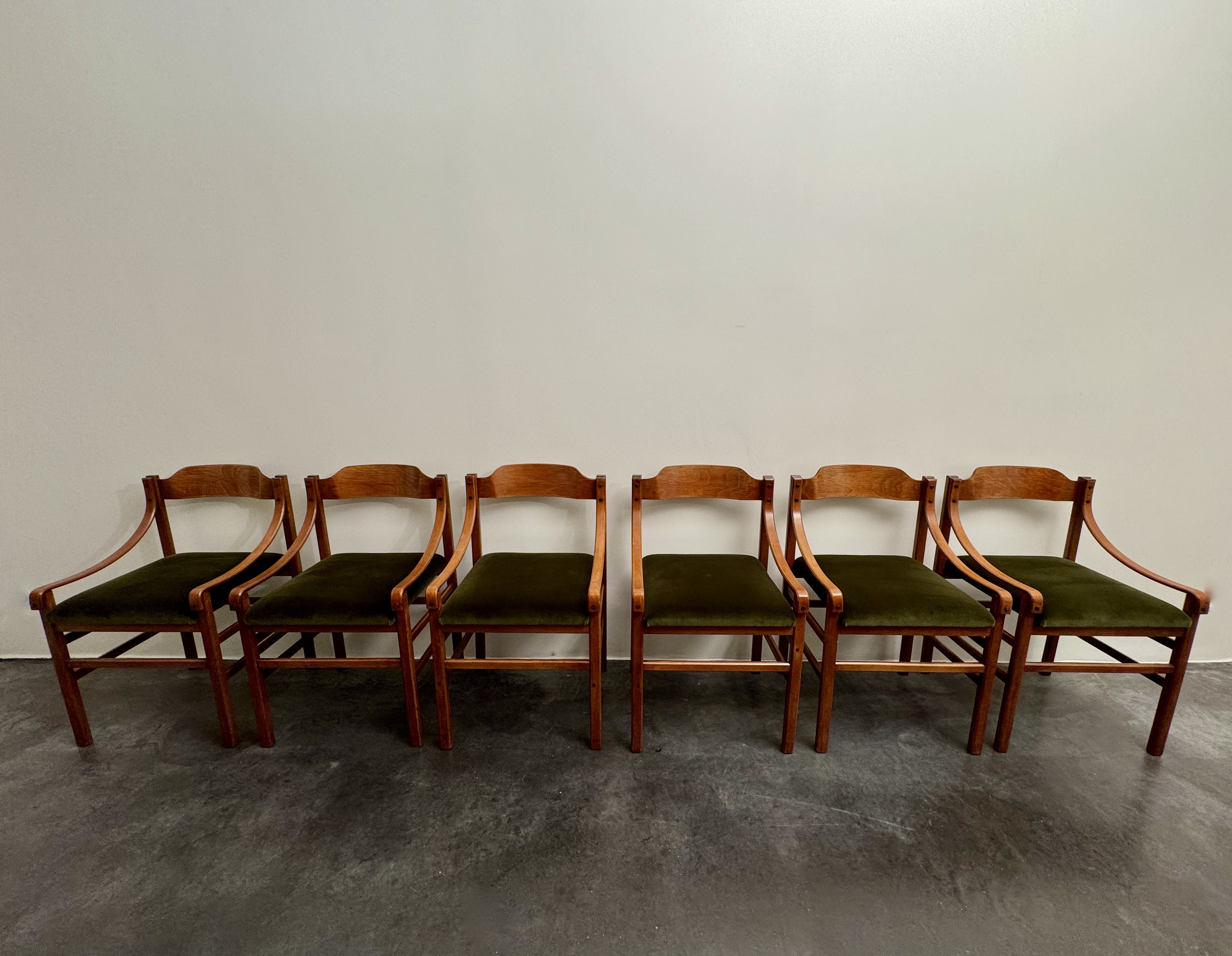 Set of 6 Italian chairs