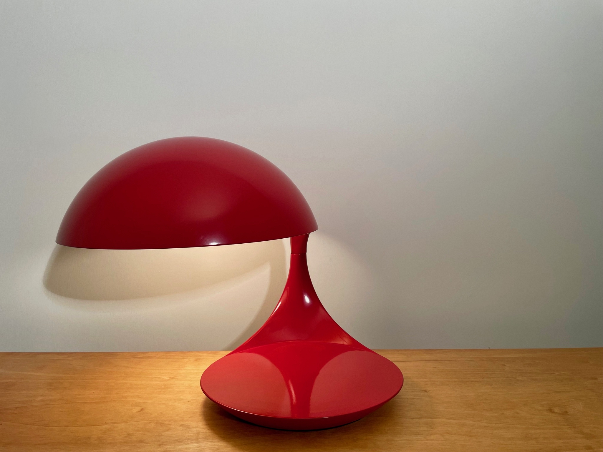 Cobra Lamp by Elio Martinelli