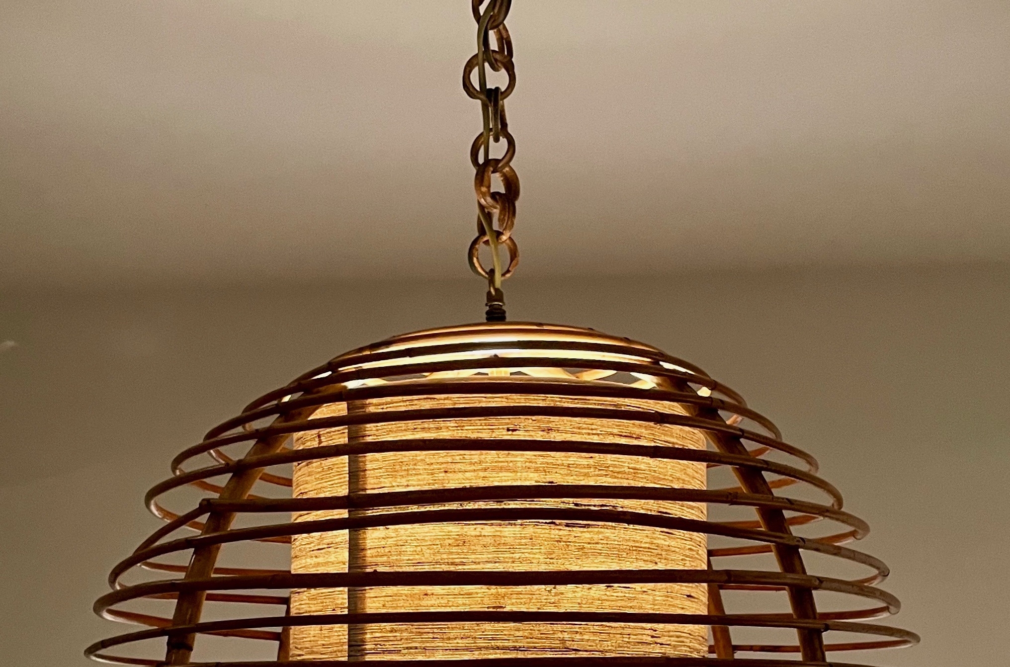 Rattan hanging lamp
