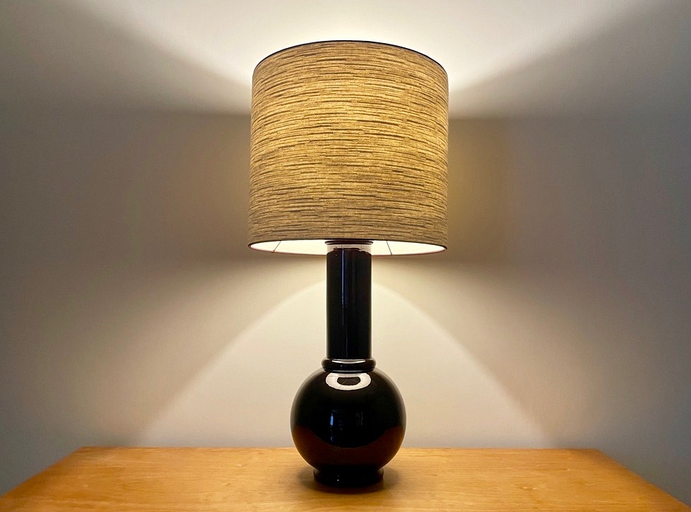 Ceramic dark-brown lamp