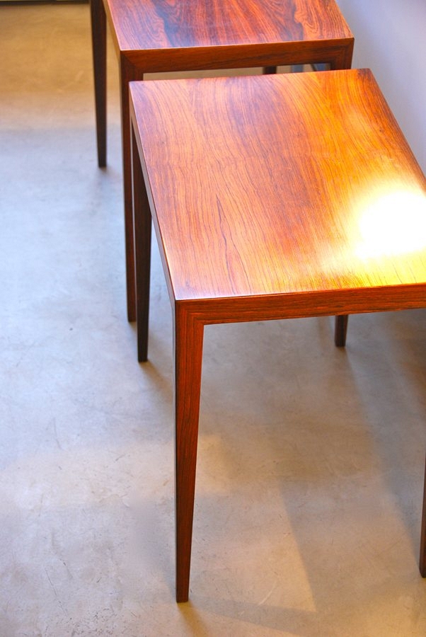 Paire of tables