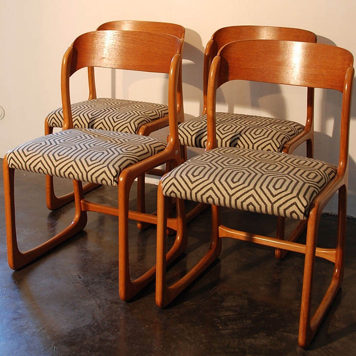 CHAIRS VINTAGE