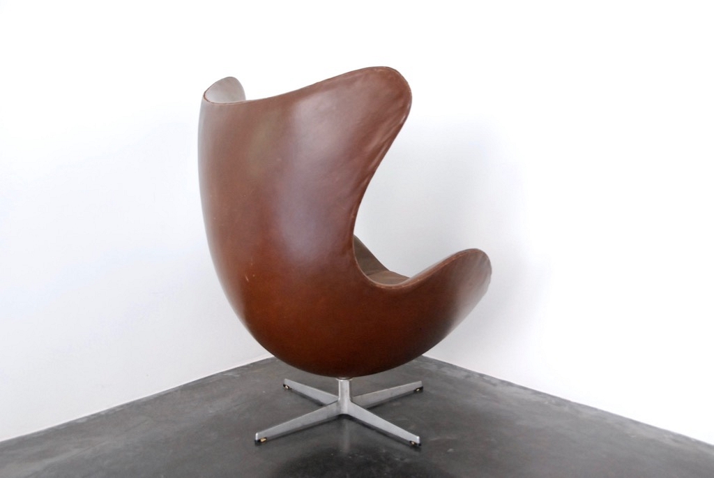 Arne Jacobsen "Egg"