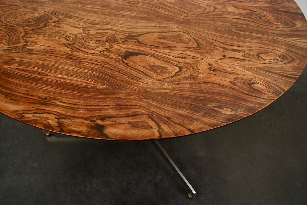 round table wood
