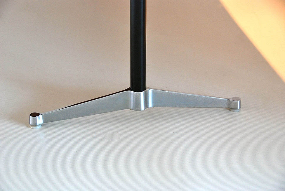 Herman Miller Table Desk