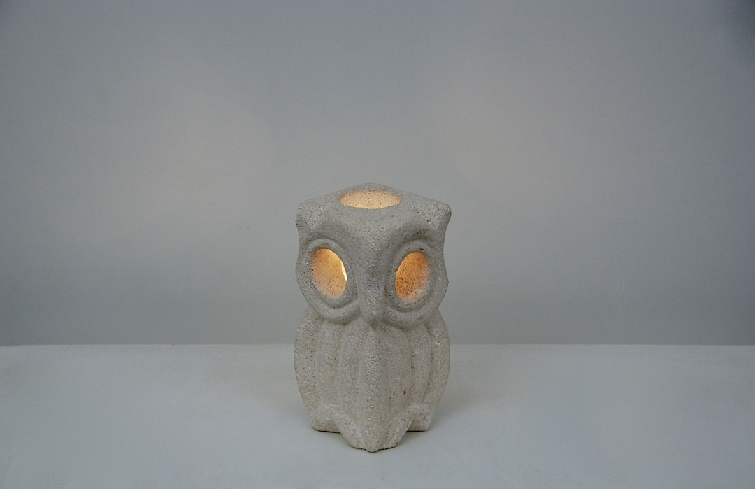 Owl table lamp