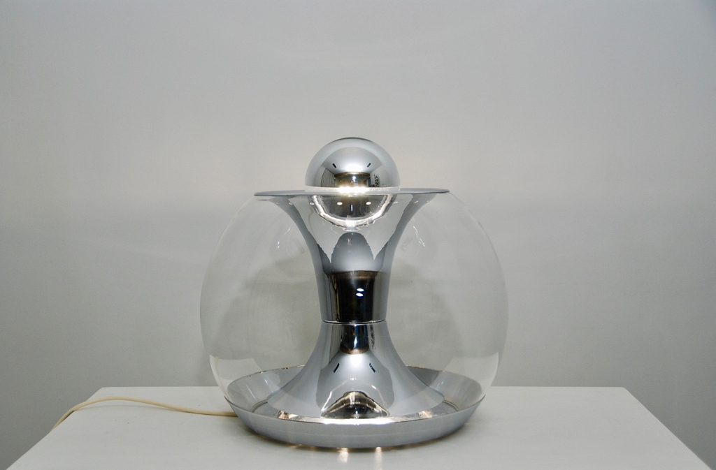 Lucci table lamp 