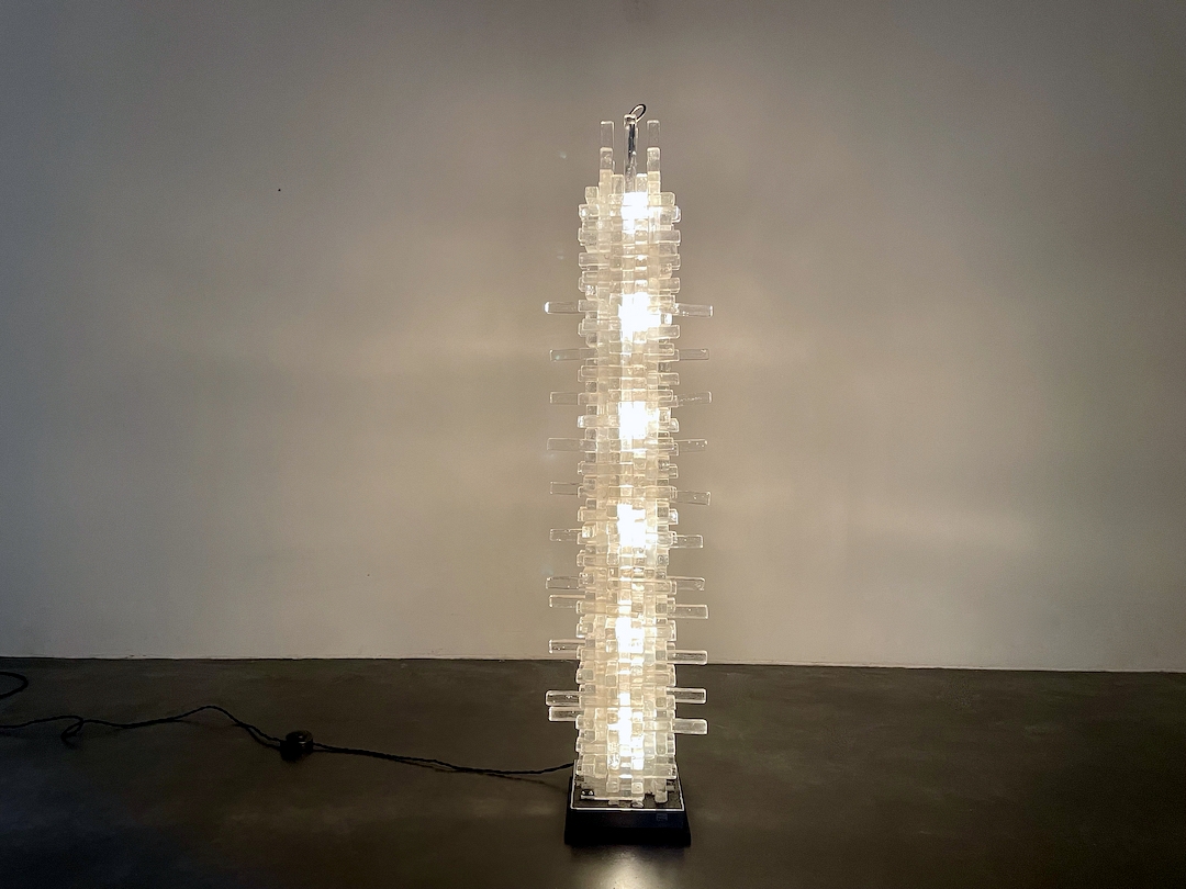 Poliarte Tower Lamp